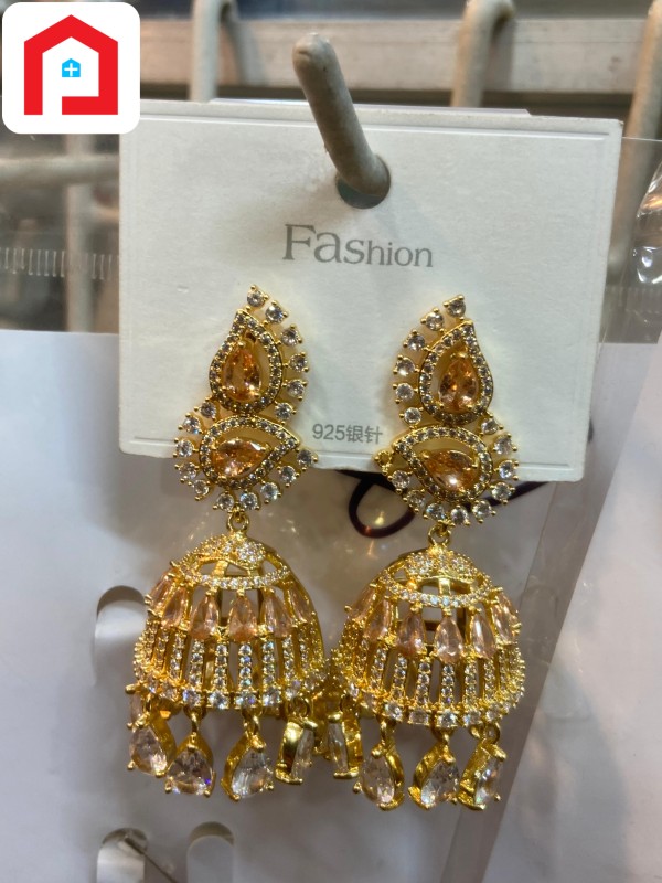 স্টোনের কানের দুল
