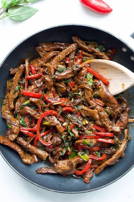 Beef Basil Leaves Curry