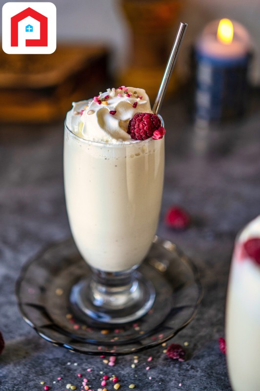 Vanilla milkshake