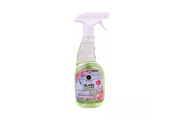 Sparkbliss Spring Glass Cleaner
